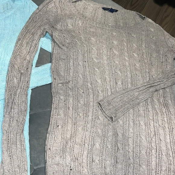 2 pack sweaters - Picture 3 of 5